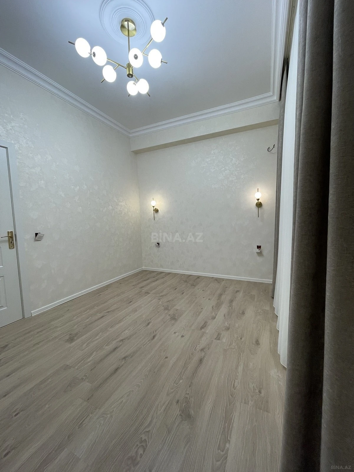 Satılır 3 otaqlı mənzil 72 m²