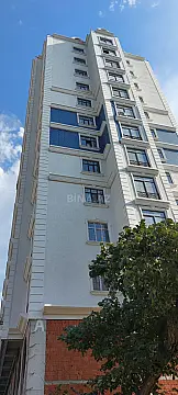 Satılır 2 otaqlı mənzil 82 m²
