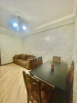Kirayə verilir 2 otaqlı mənzil 55 m²