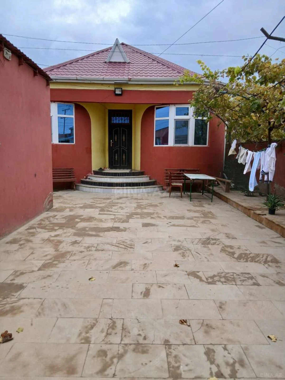 Satılır 4 otaqlı həyət evi 110 m²