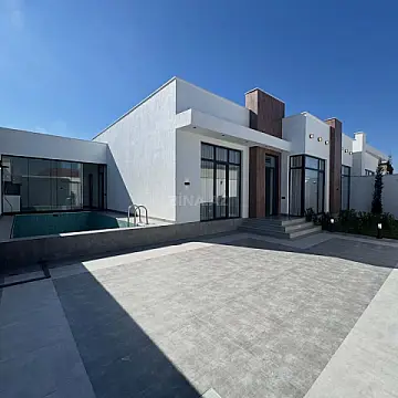 Satılır 4 otaqlı həyət evi 140 m²