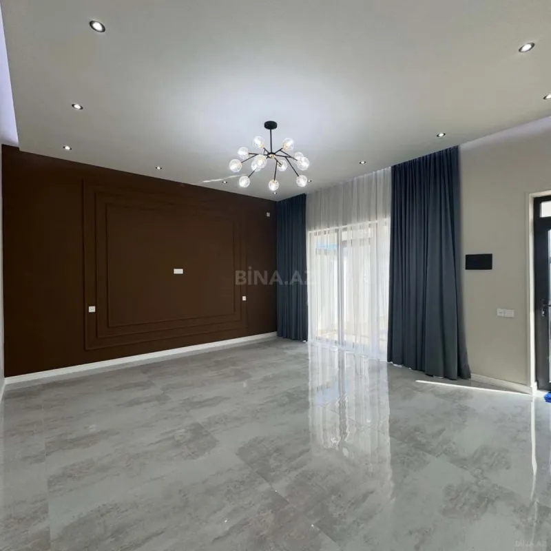 Satılır 4 otaqlı həyət evi 130 m²