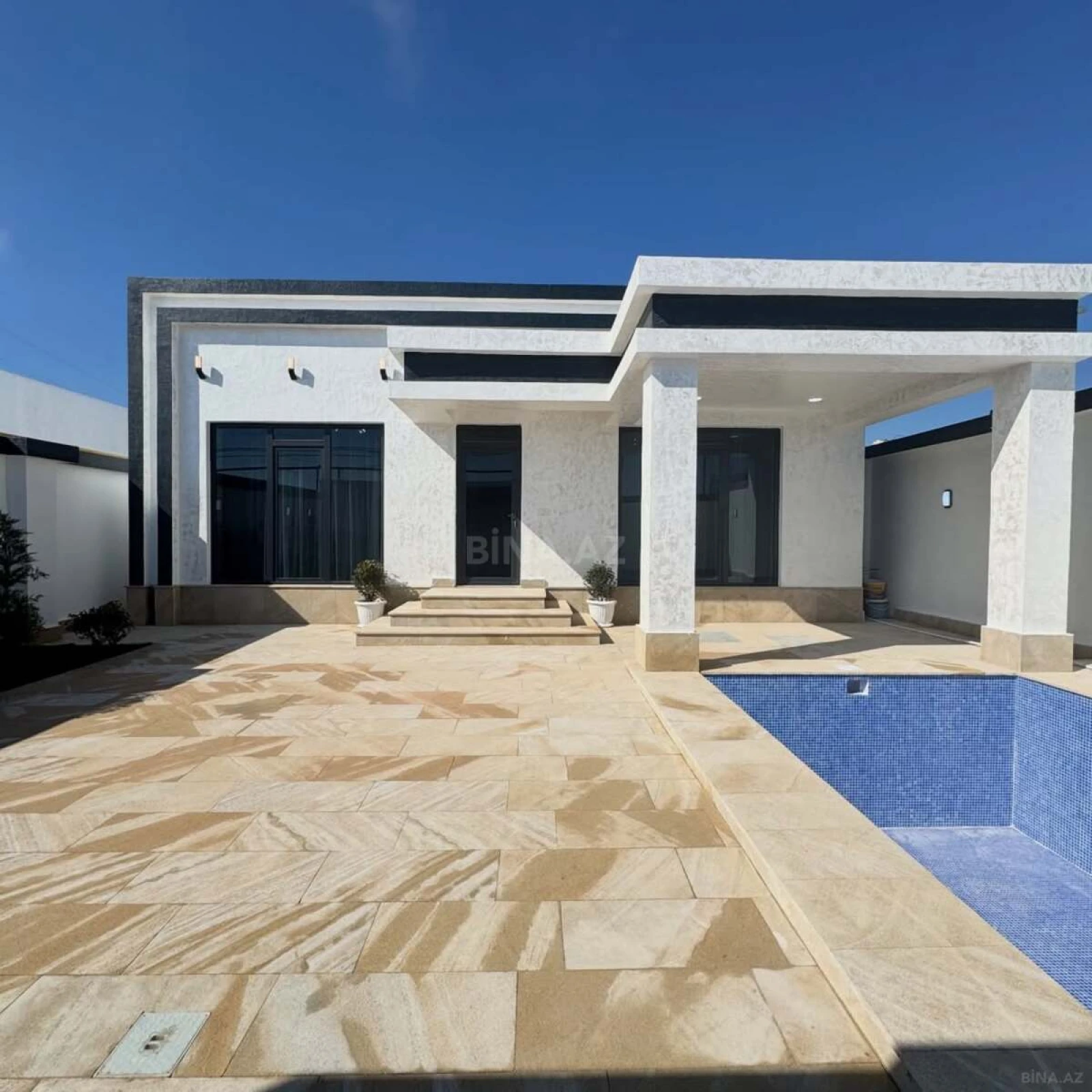 Satılır 4 otaqlı həyət evi 130 m²