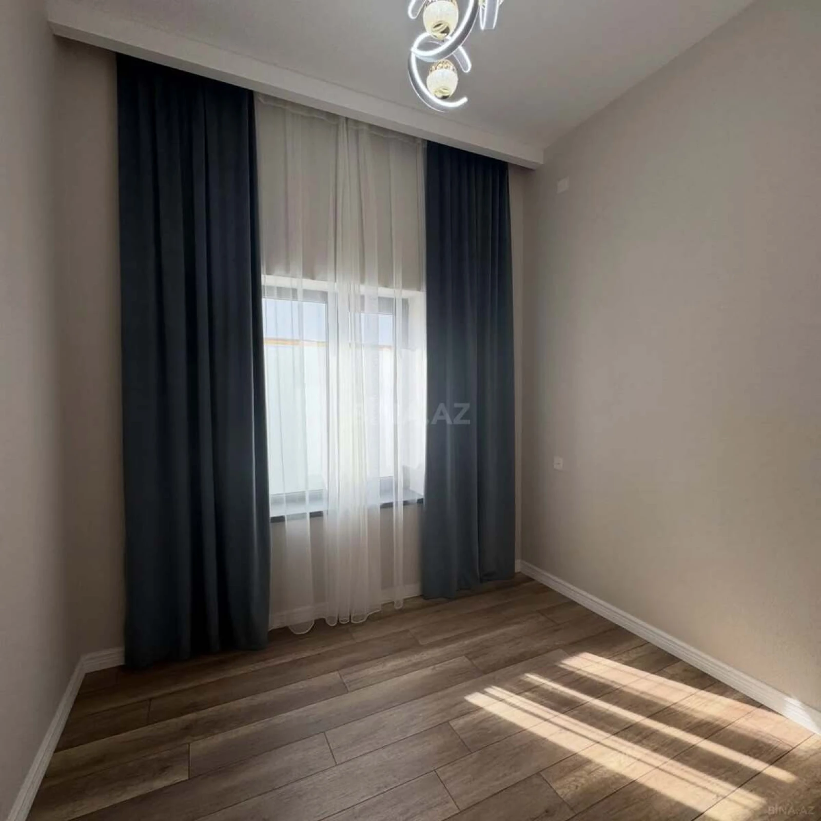 Satılır 4 otaqlı həyət evi 130 m²