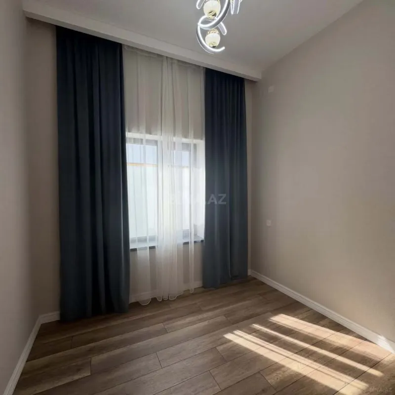 Satılır 4 otaqlı həyət evi 130 m²