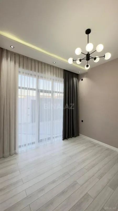 Satılır 4 otaqlı həyət evi 150 m²