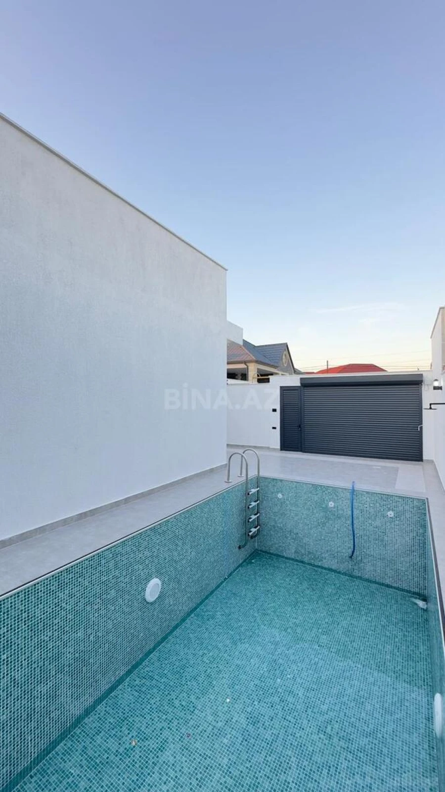 Satılır 4 otaqlı həyət evi 150 m²