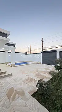 Satılır 4 otaqlı həyət evi 150 m²