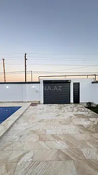 Satılır 4 otaqlı həyət evi 150 m²