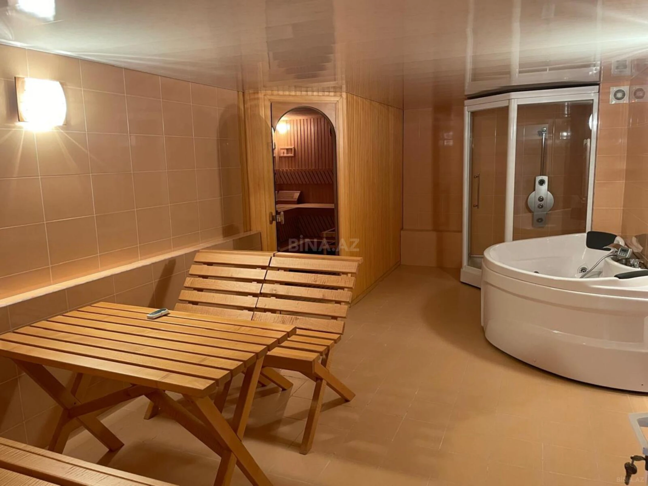 Satılır 7 otaqlı həyət evi 750 m²