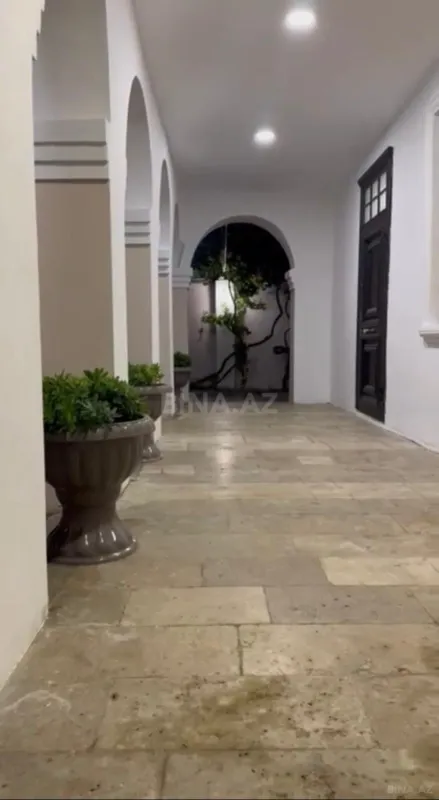 Kirayə verilir 5 otaqlı həyət evi 400 m²