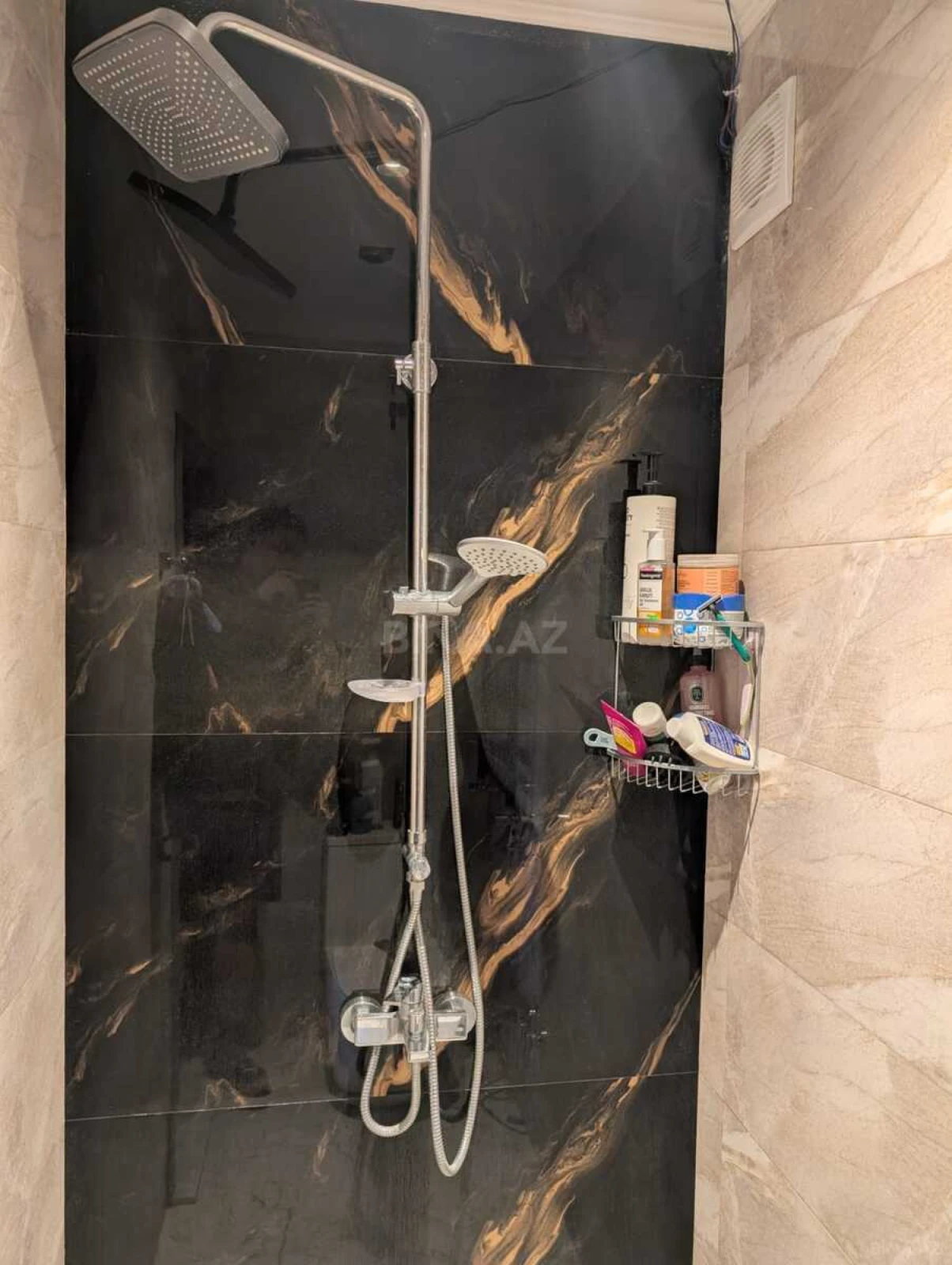 Satılır 3 otaqlı mənzil 90 m²