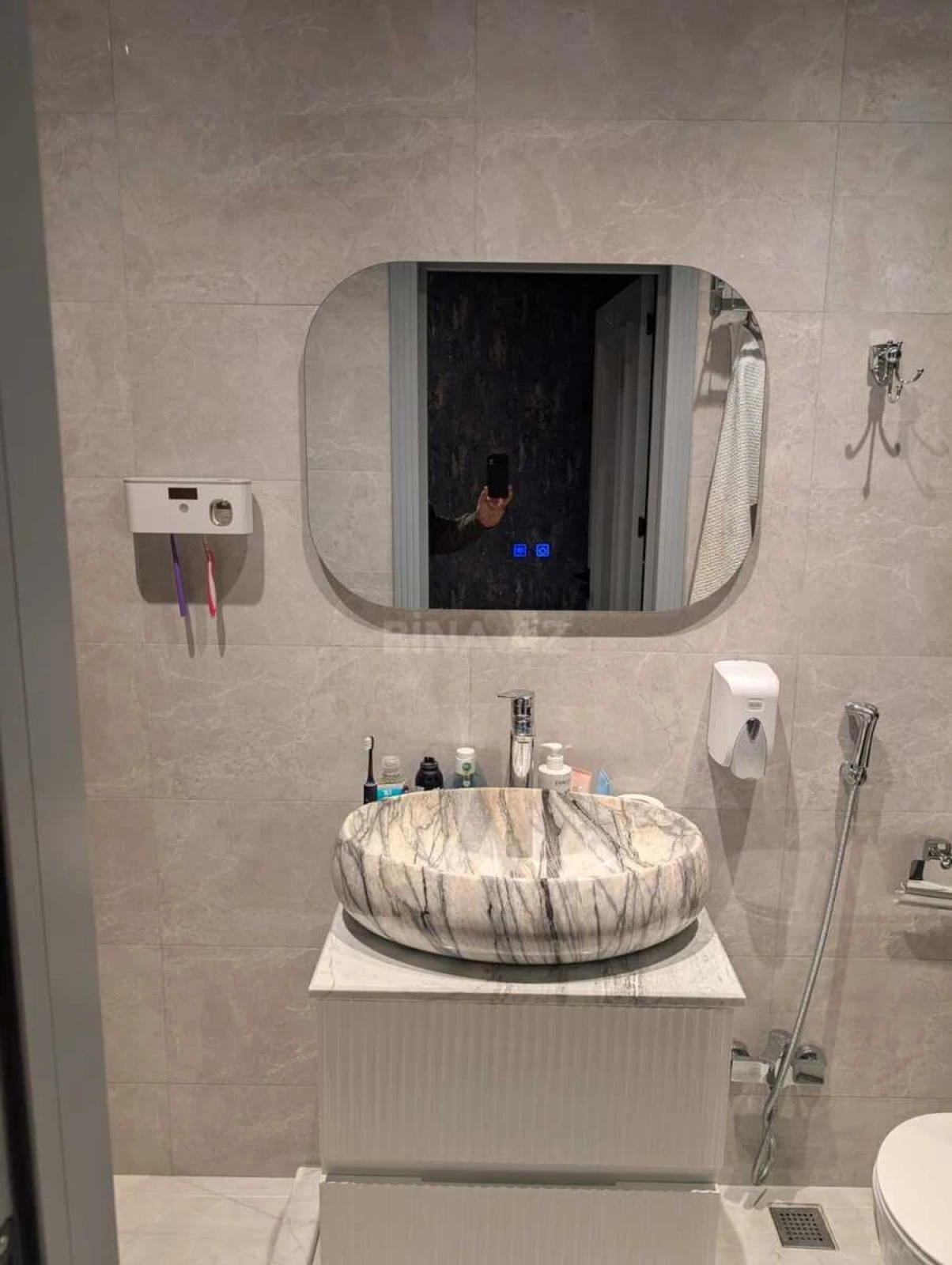 Satılır 3 otaqlı mənzil 90 m²