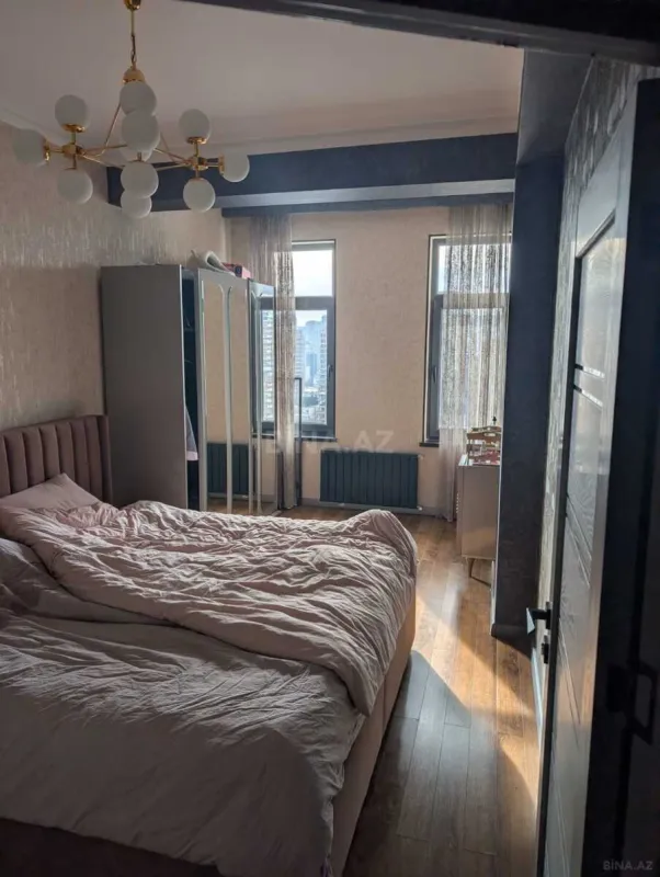 Satılır 3 otaqlı mənzil 90 m²