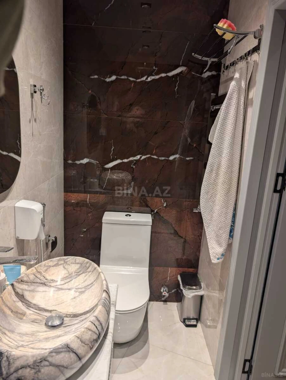 Satılır 3 otaqlı mənzil 90 m²