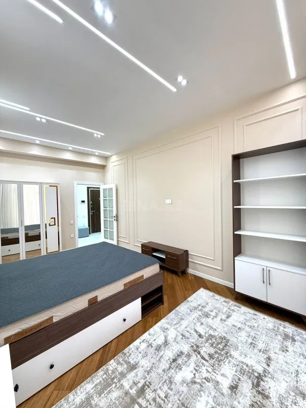 Kirayə verilir 2 otaqlı mənzil 60 m²