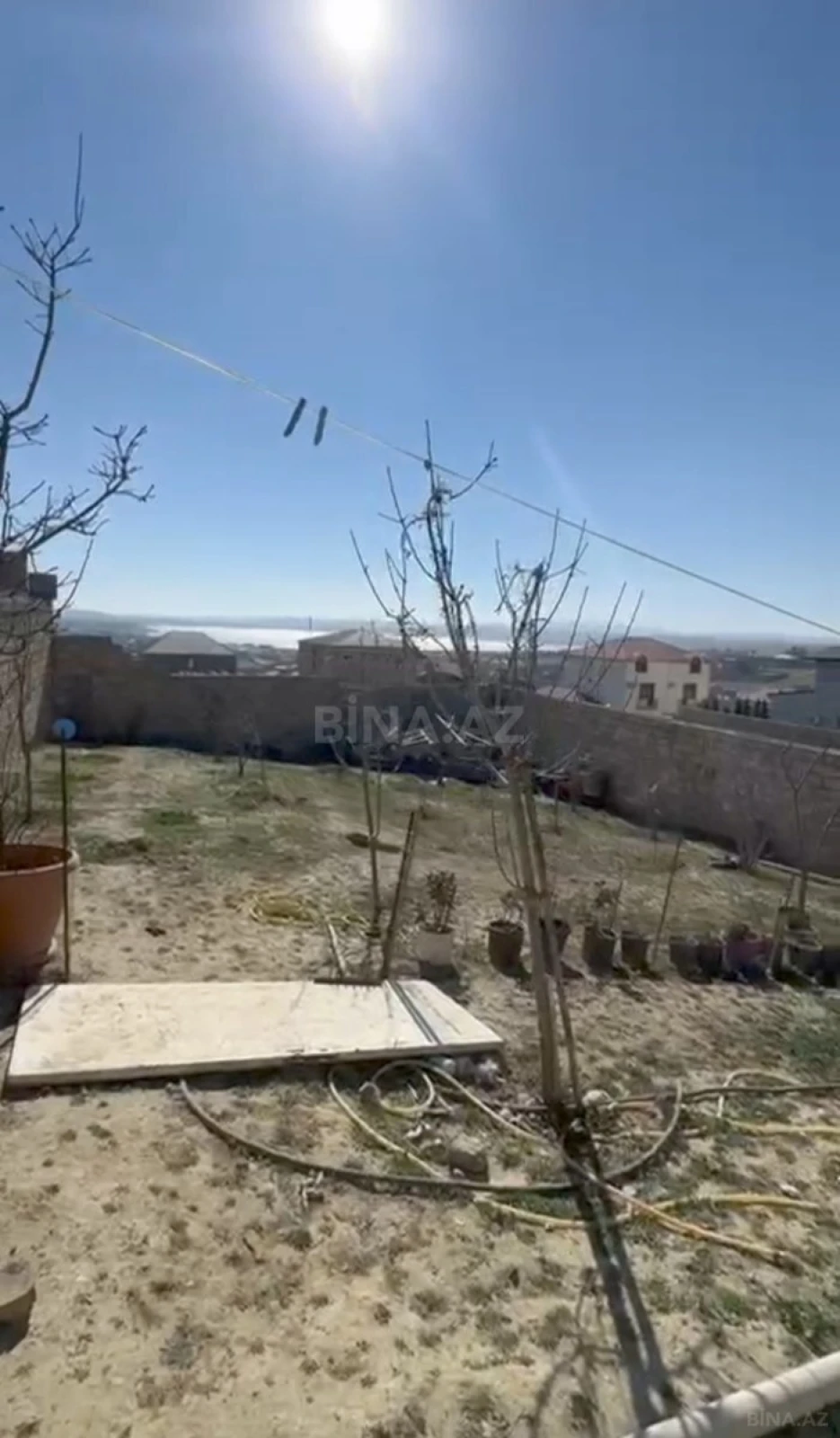 Satılır 2 otaqlı həyət evi 70 m²