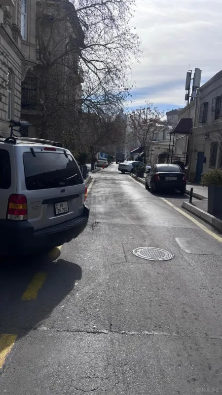 Kirayə verilir obyekt 70 m²