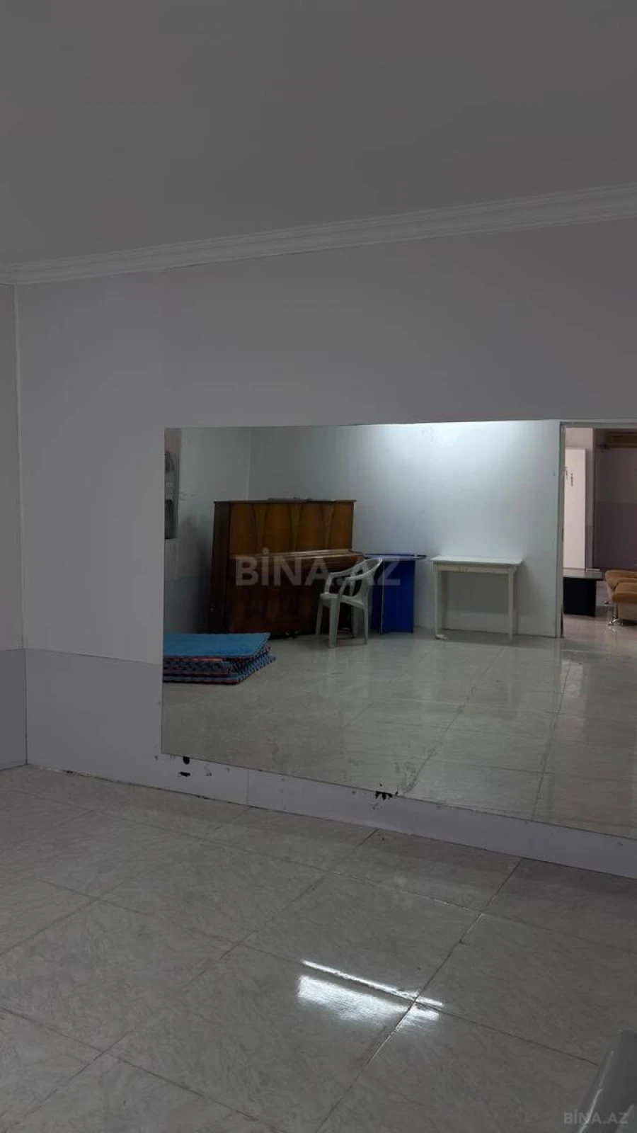 Kirayə verilir obyekt 70 m²