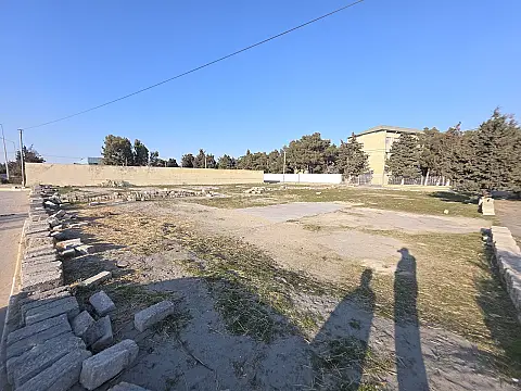 Satılır torpaq sahəsi 12 m²