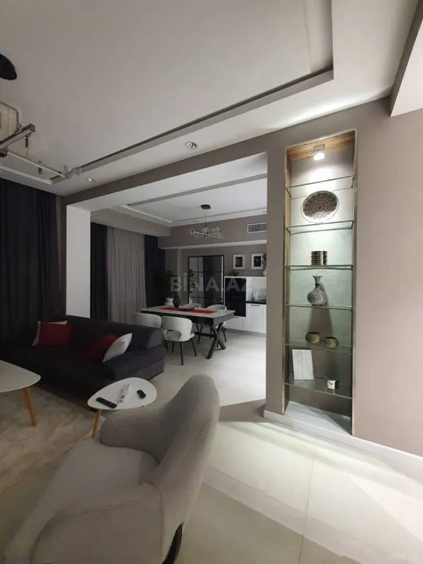 Kirayə verilir 3 otaqlı mənzil 130 m²