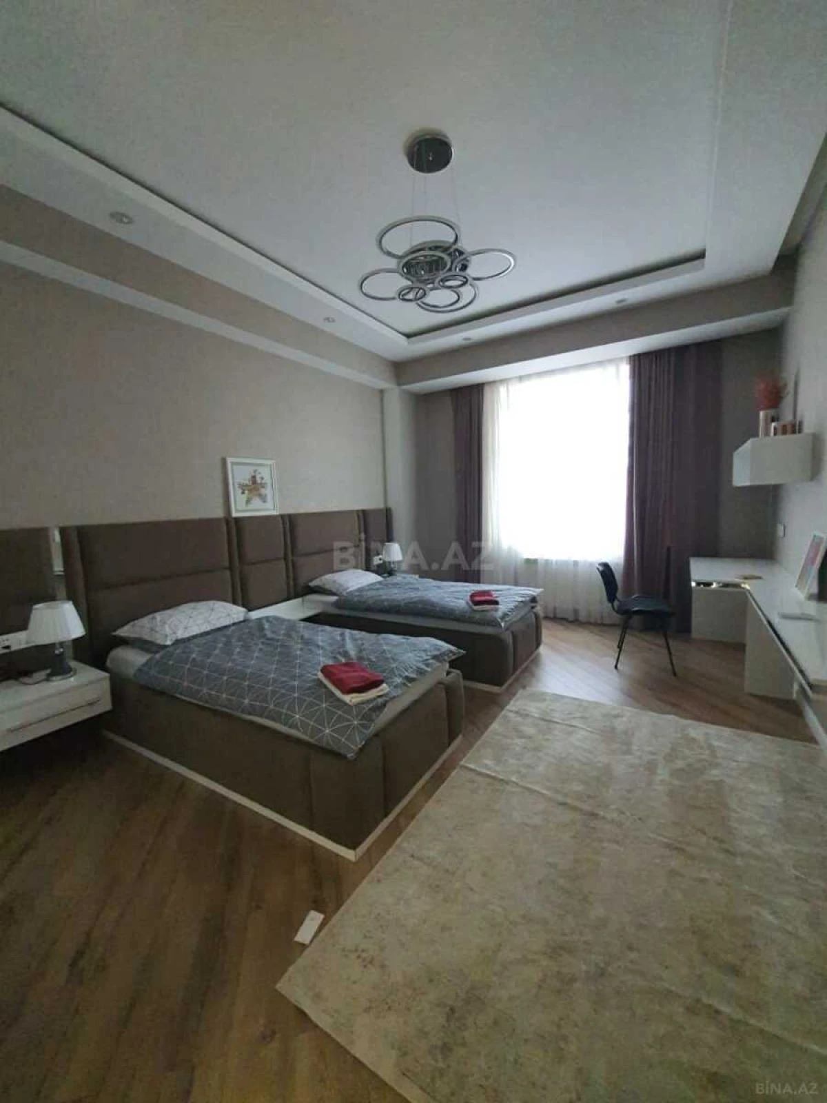 Kirayə verilir 3 otaqlı mənzil 130 m²