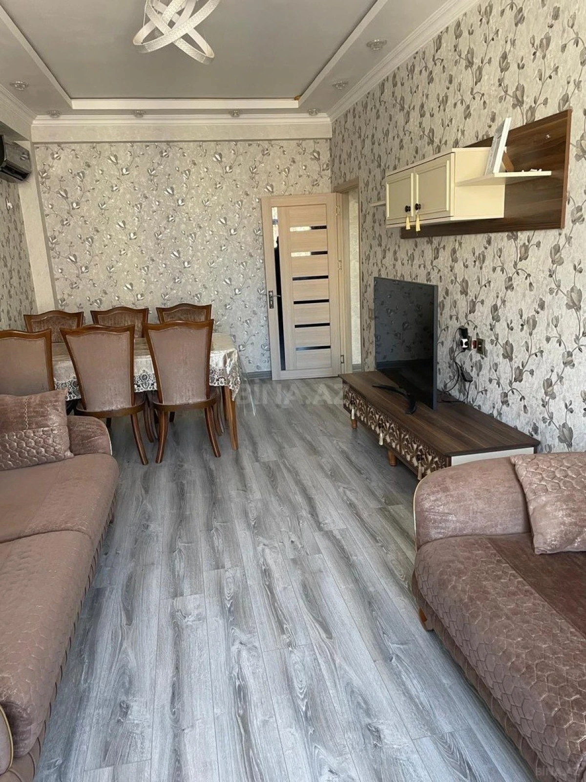 Satılır 2 otaqlı mənzil 80 m²