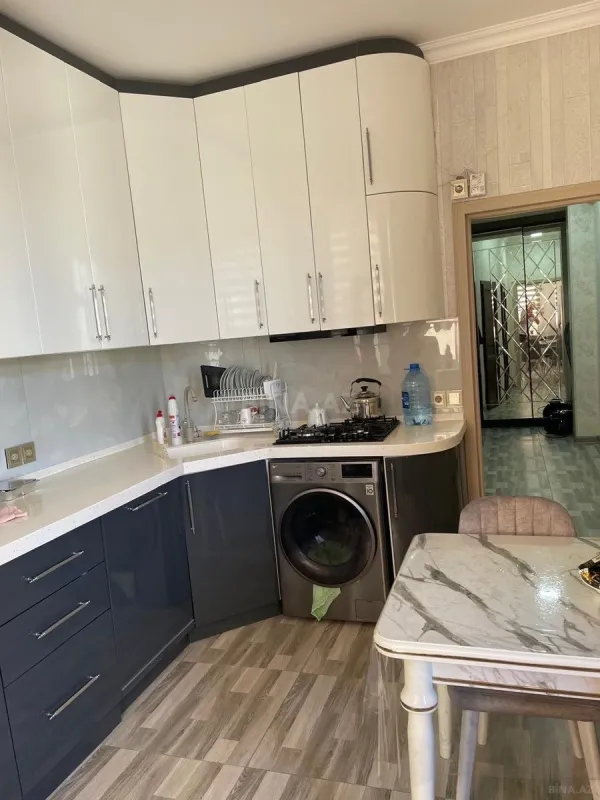 Satılır 2 otaqlı mənzil 80 m²