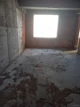 Satılır 3 otaqlı mənzil 135 m²