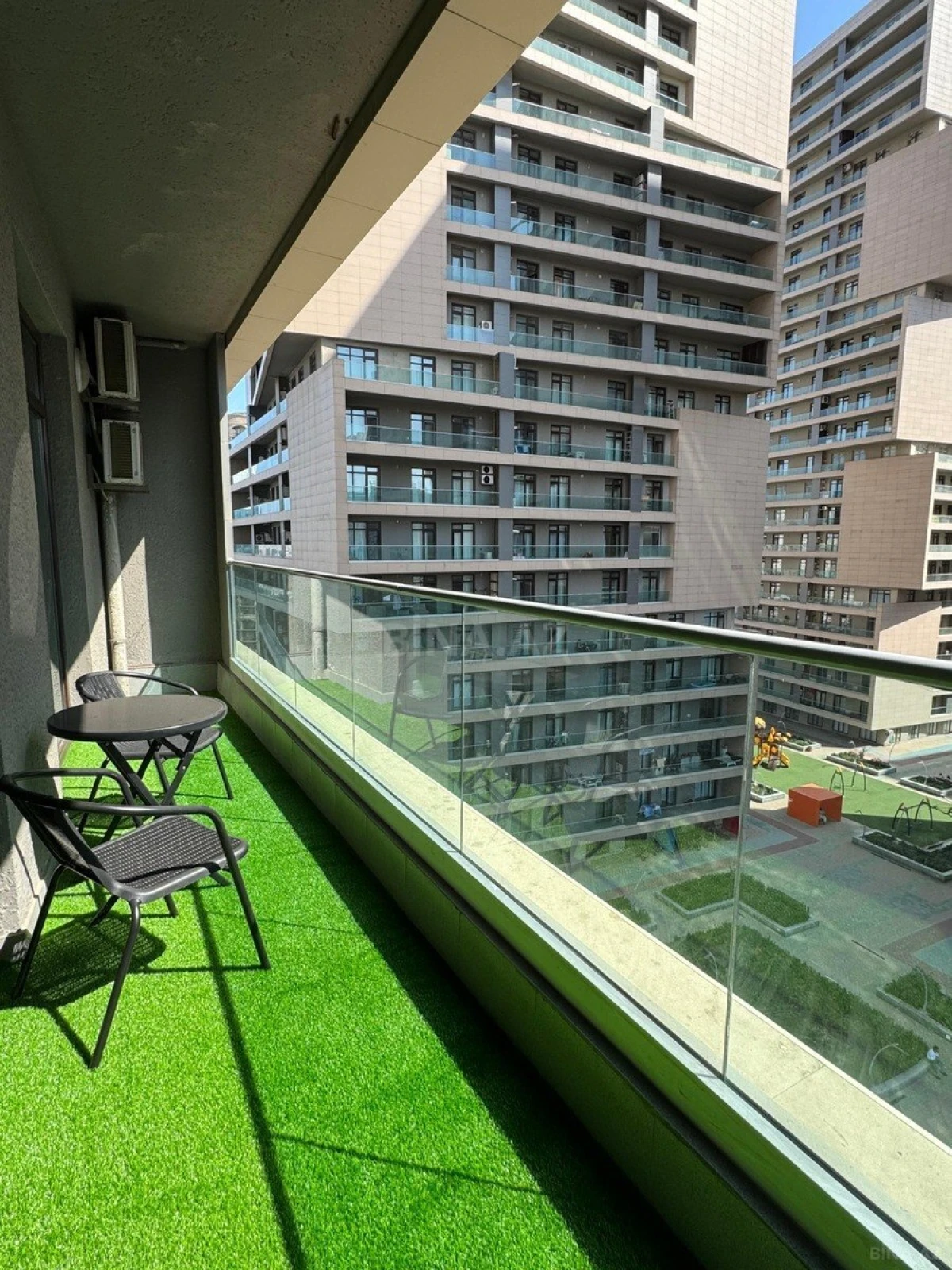 Kirayə verilir 2 otaqlı mənzil 65 m²