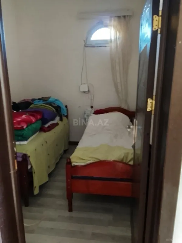 Satılır 9 otaqlı həyət evi 260 m²