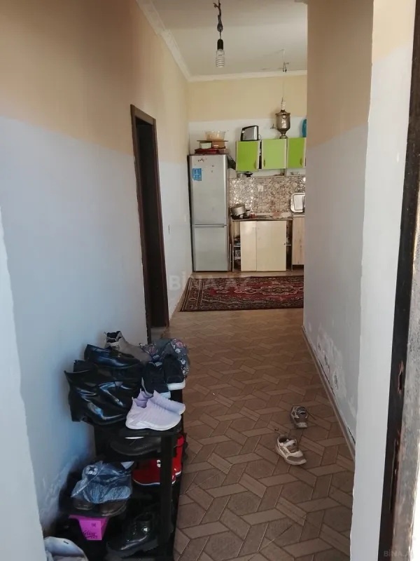 Satılır 9 otaqlı həyət evi 260 m²
