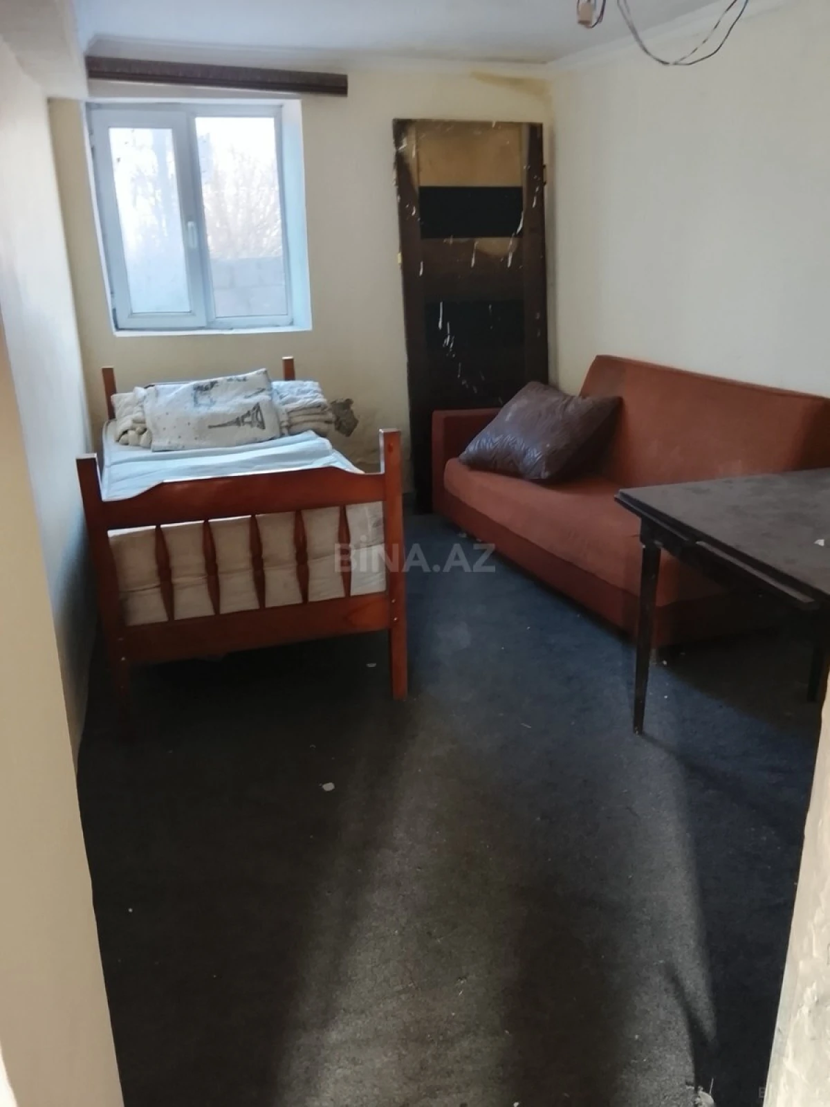 Satılır 9 otaqlı həyət evi 260 m²