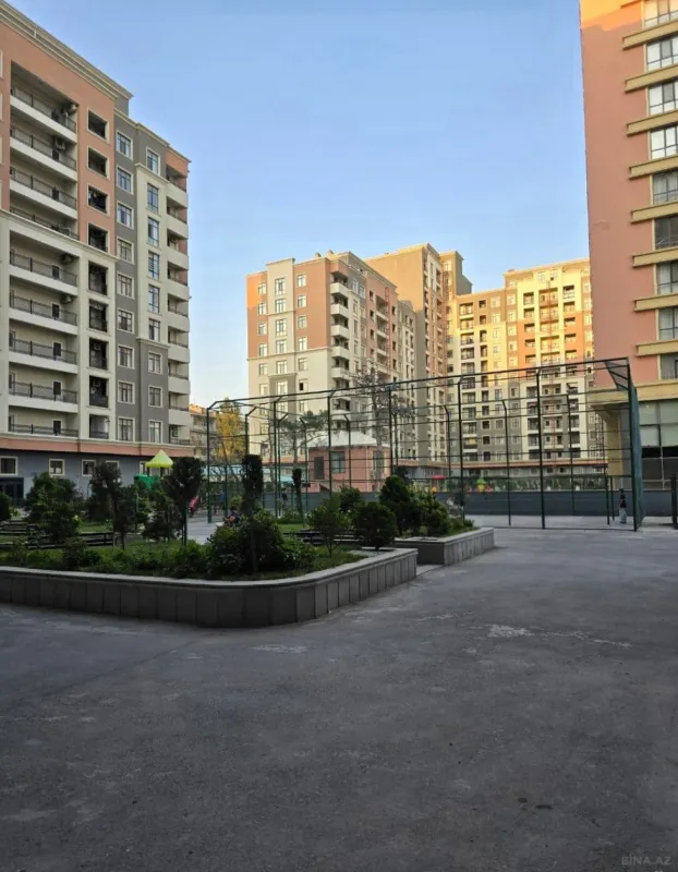 Satılır 3 otaqlı mənzil 91 m²