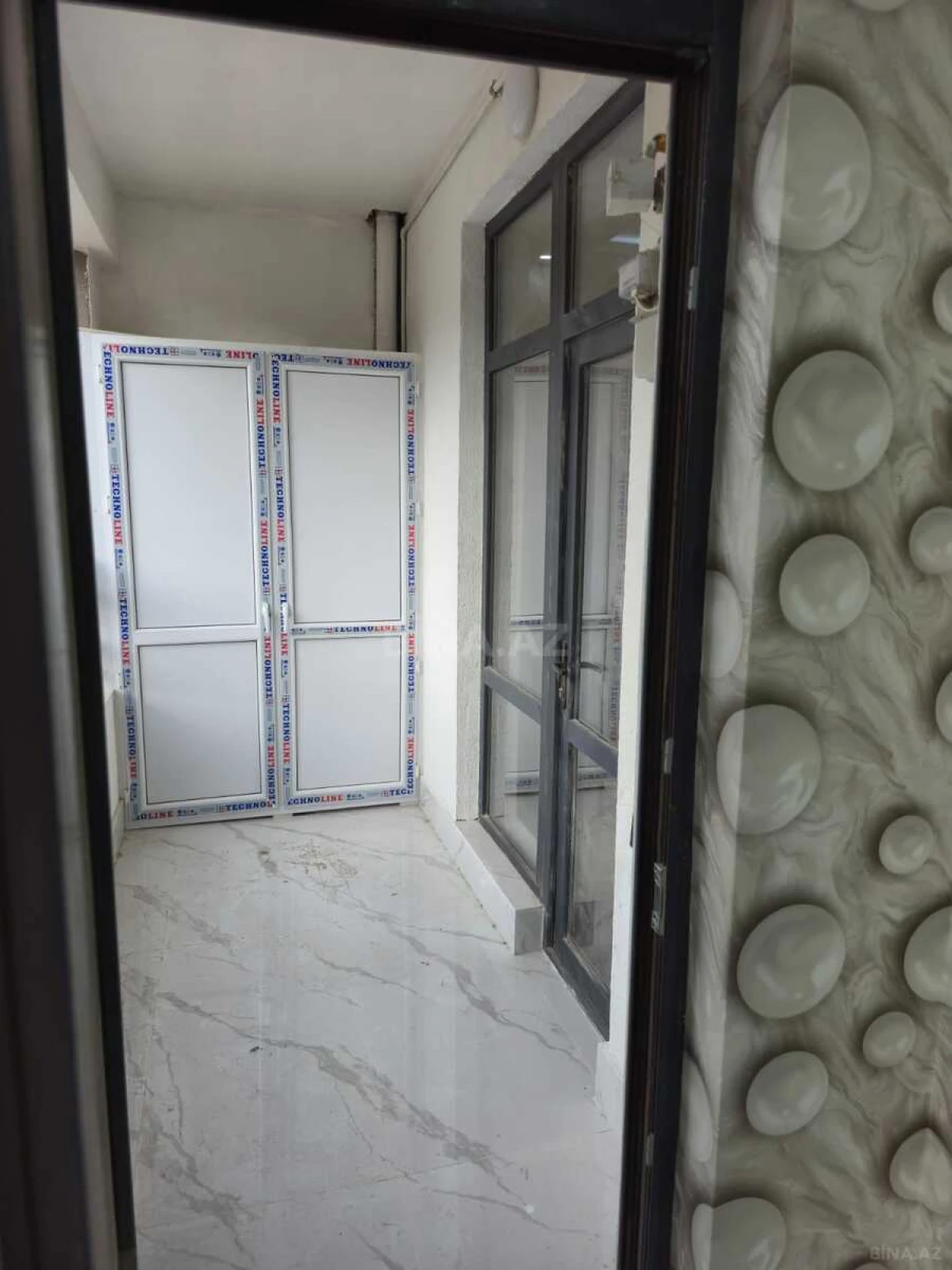 Satılır 3 otaqlı mənzil 91 m²