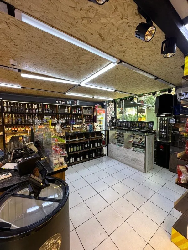 Kirayə verilir obyekt 64 m²