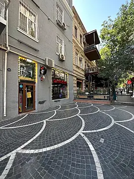 Kirayə verilir obyekt 64 m²