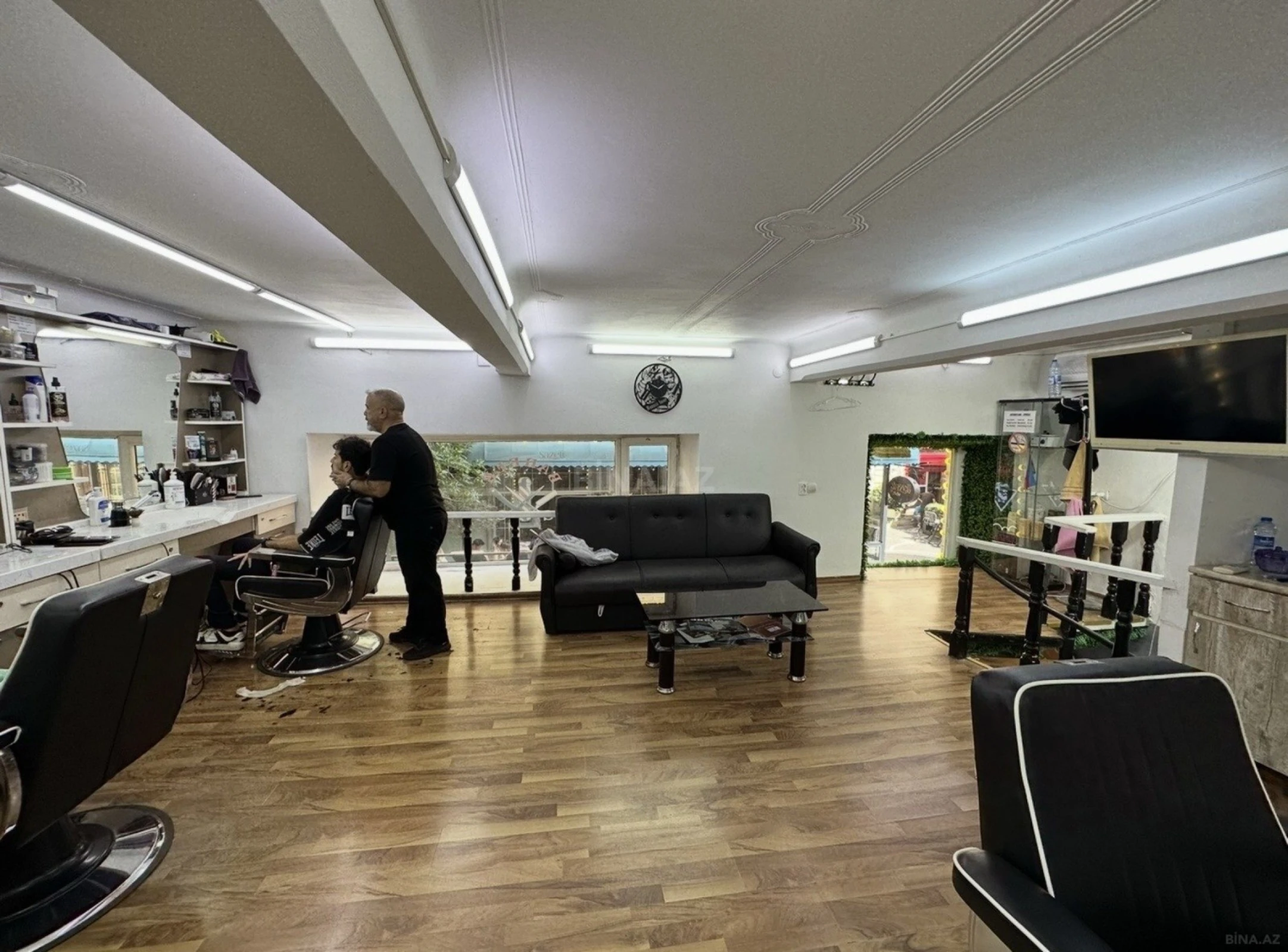 Kirayə verilir obyekt 64 m²