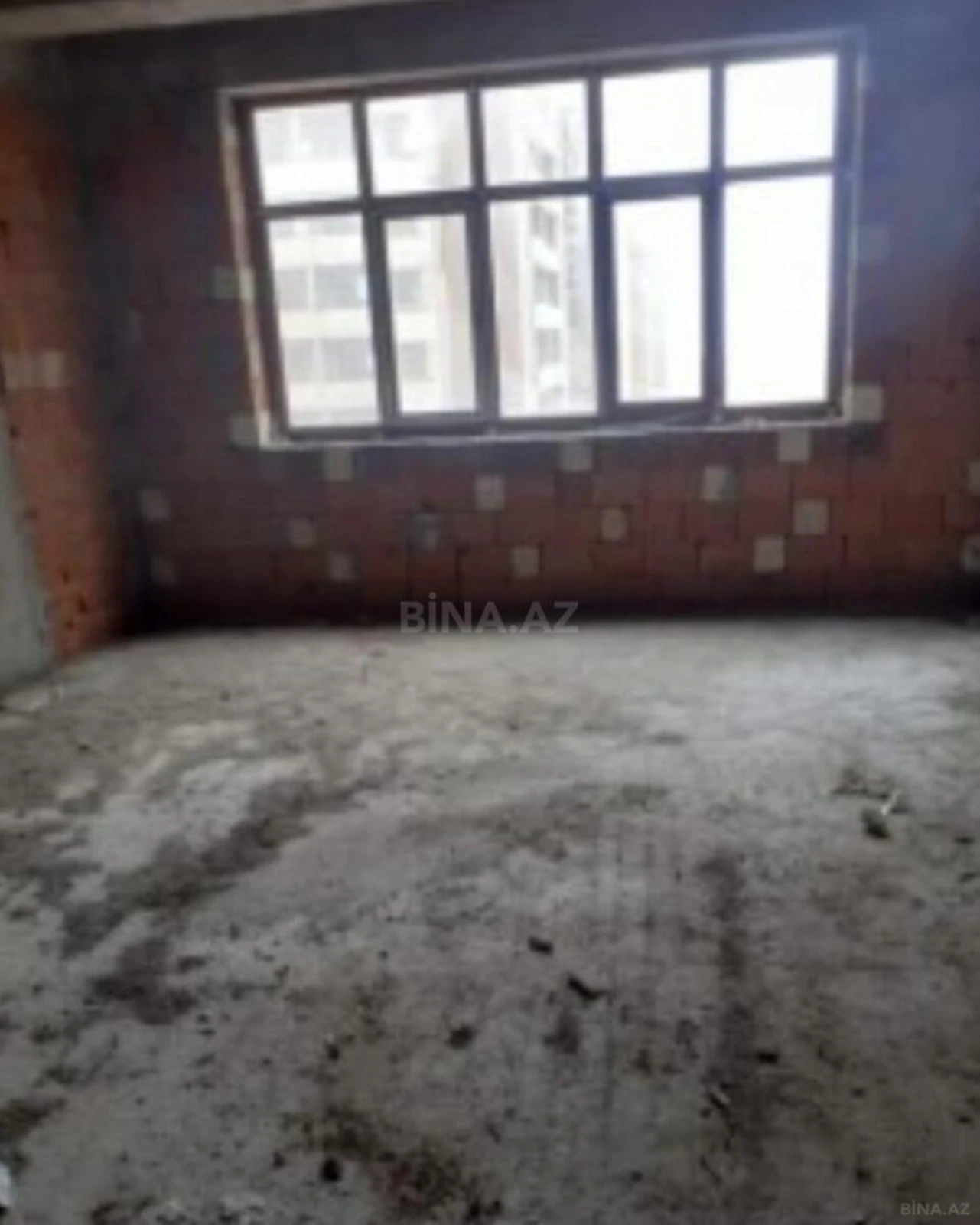 Satılır 3 otaqlı mənzil 160 m²