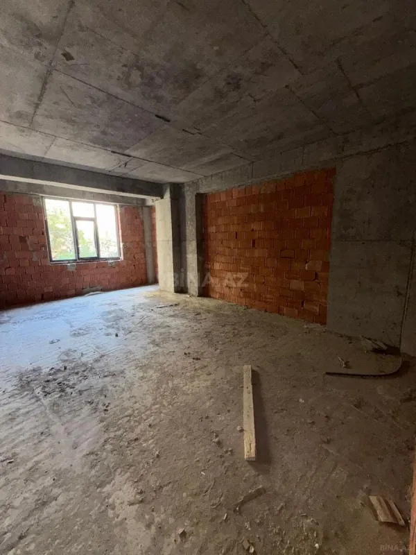 Satılır 3 otaqlı mənzil 160 m²