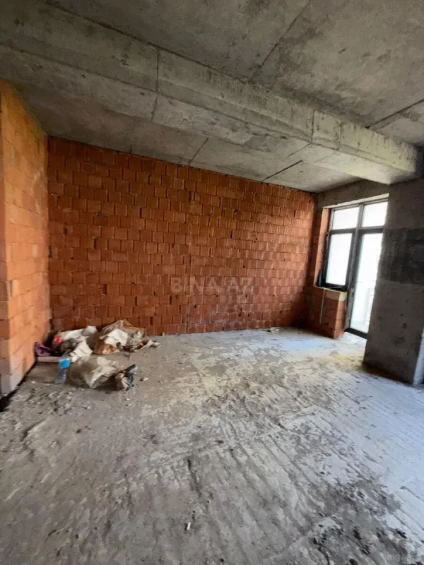Satılır 3 otaqlı mənzil 160 m²