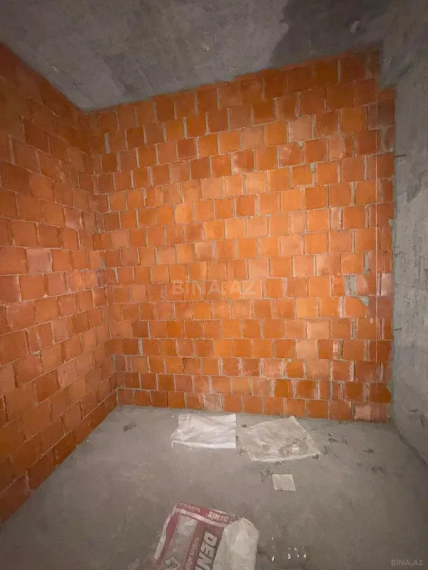 Satılır 3 otaqlı mənzil 160 m²