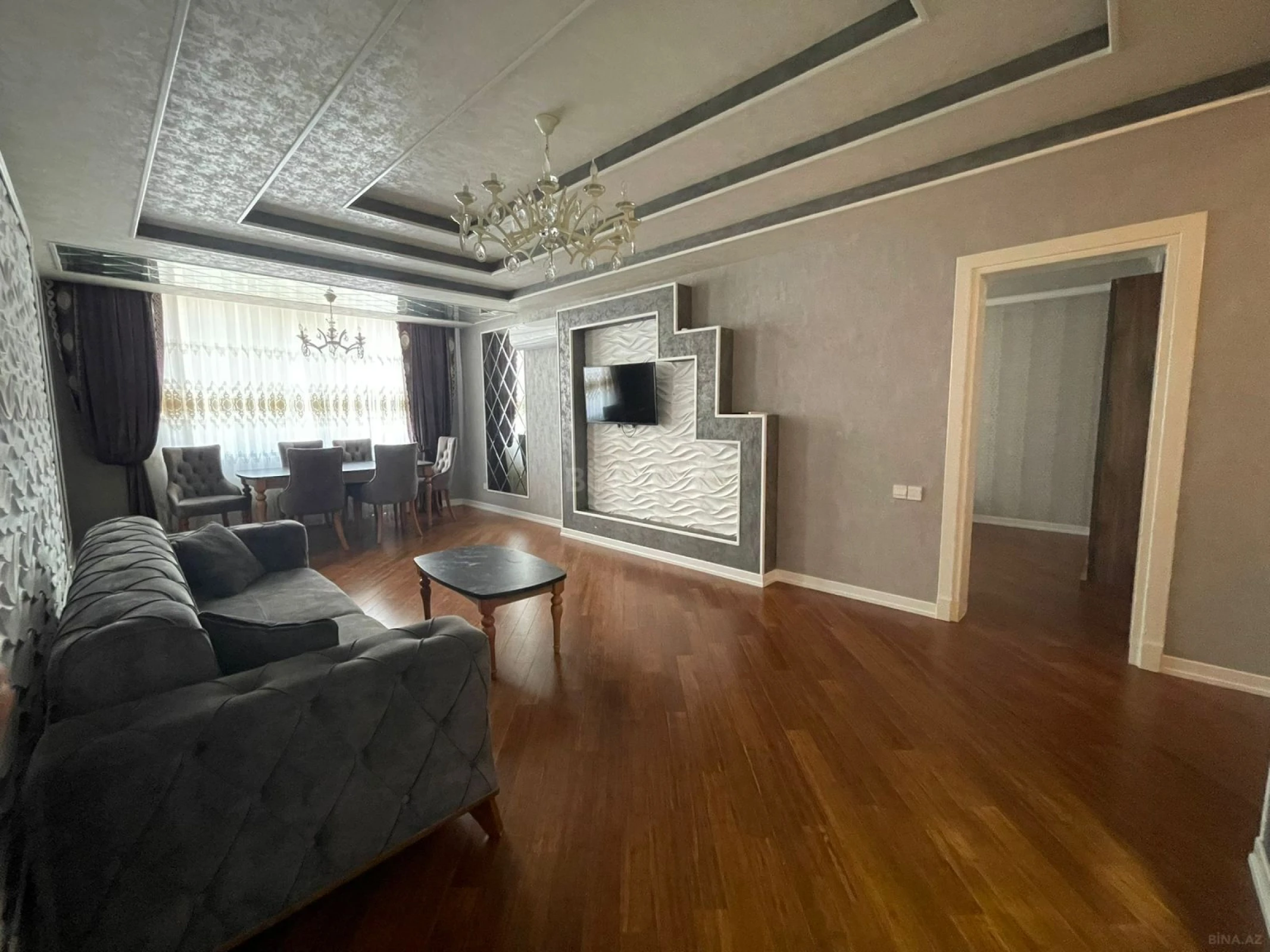 Kirayə verilir 2 otaqlı mənzil 98 m²