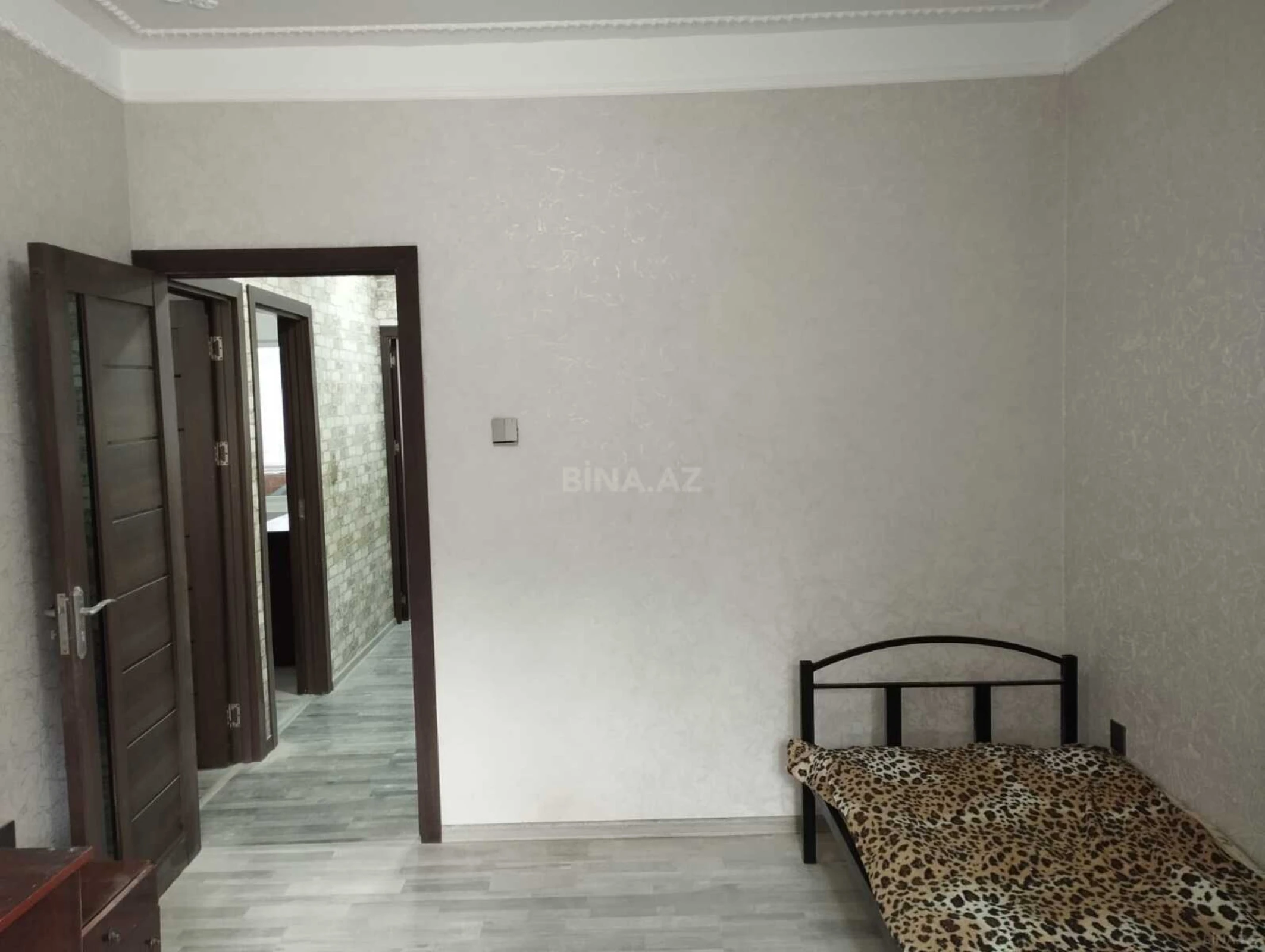 Satılır 3 otaqlı mənzil 70 m²