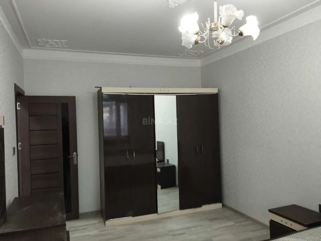 Satılır 3 otaqlı mənzil 70 m²