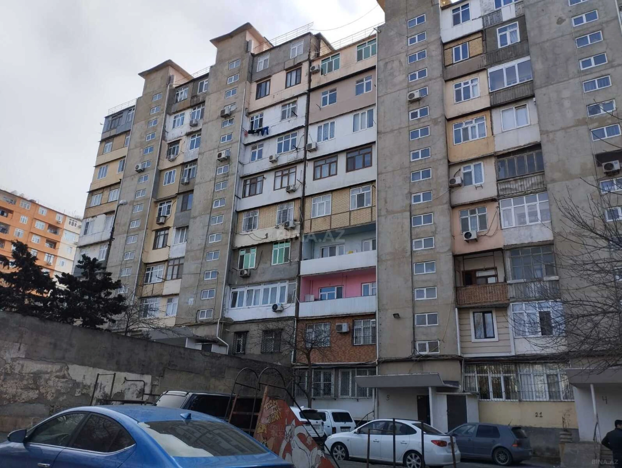 Satılır 3 otaqlı mənzil 70 m²
