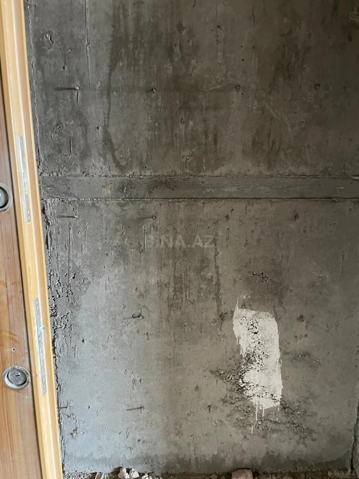 Satılır 2 otaqlı mənzil 76 m²