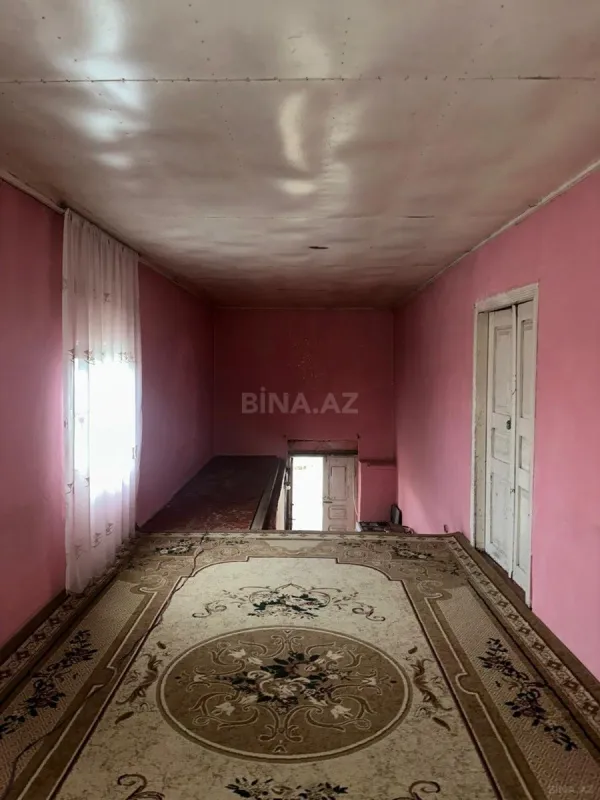 Satılır 6 otaqlı həyət evi 50 m²