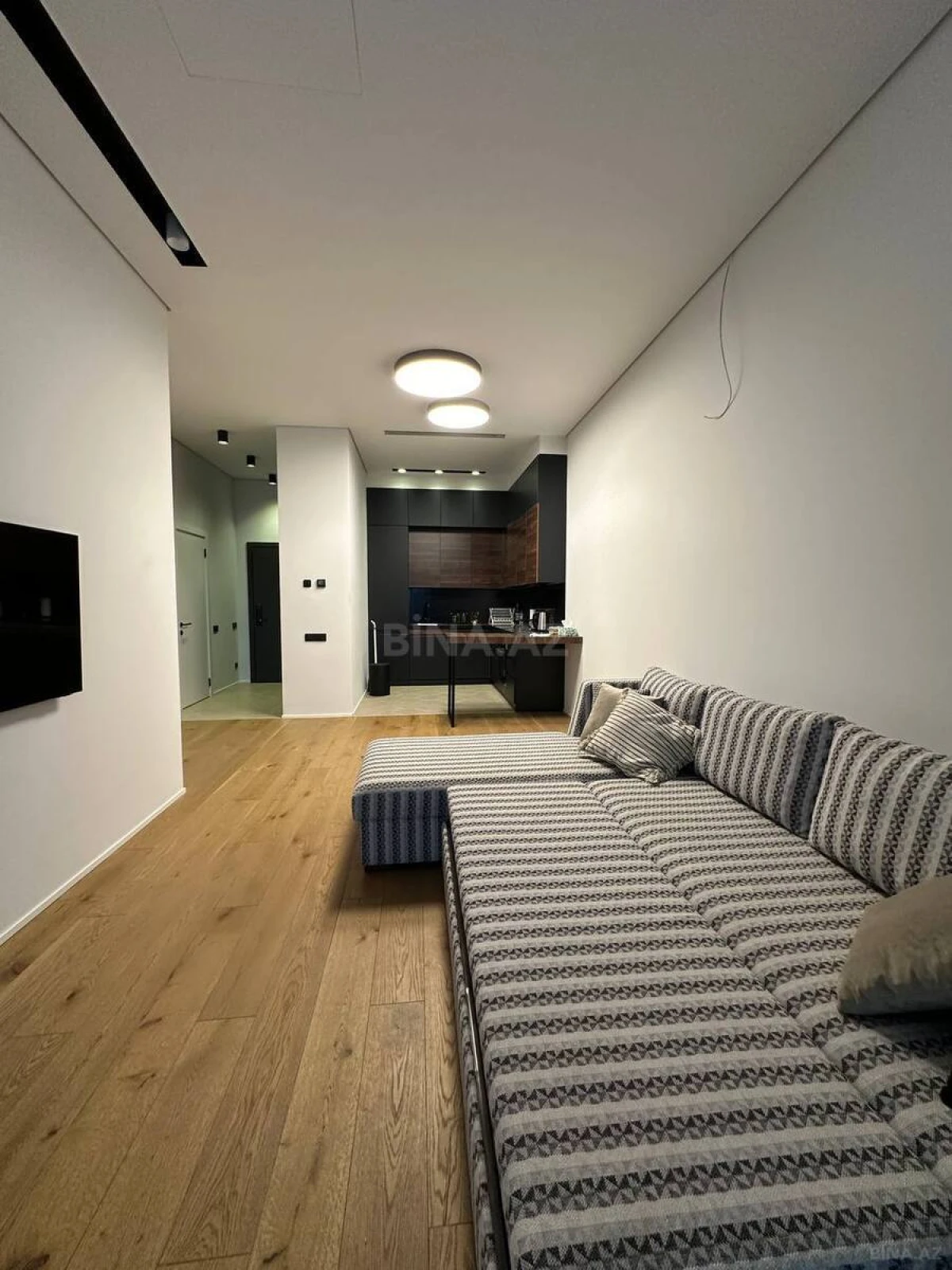 Satılır 2 otaqlı mənzil 63 m²