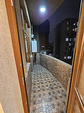 Satılır 3 otaqlı mənzil 137 m²